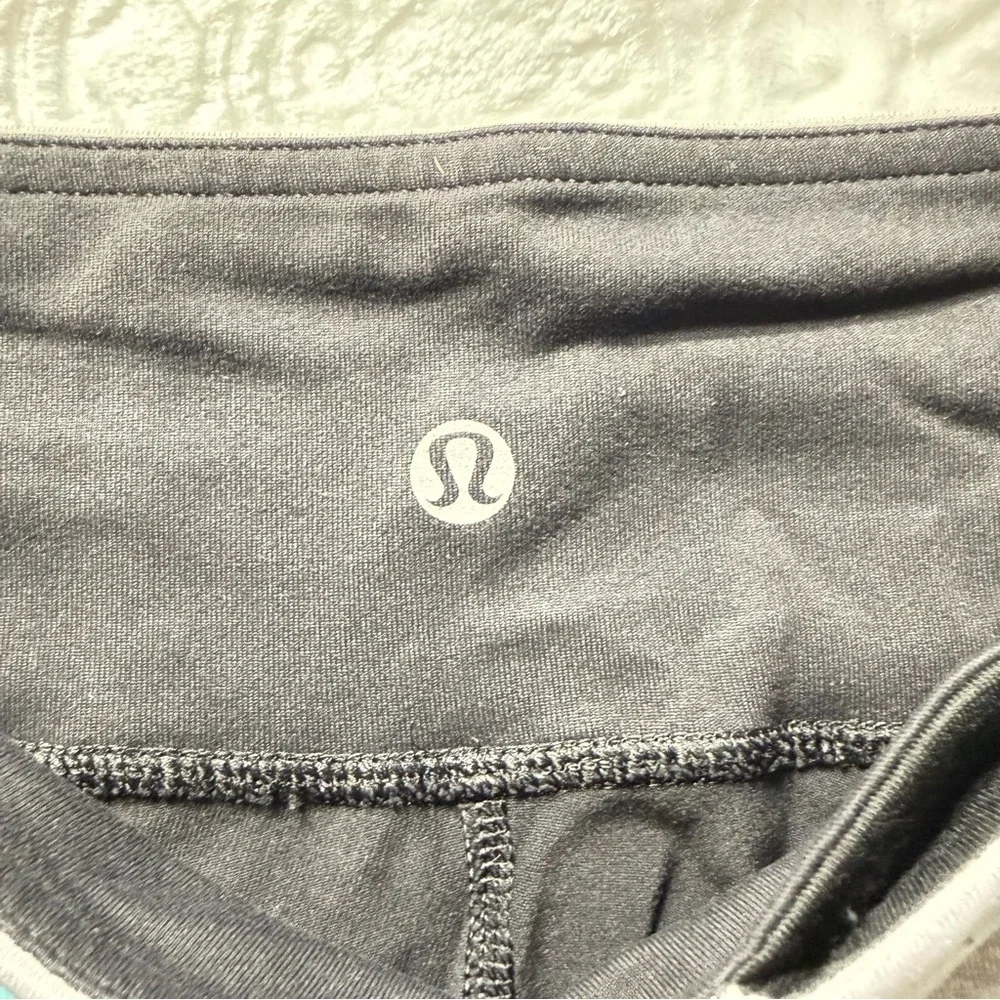 Lululemon Black Leggings Colorblock Waistband Size 4
